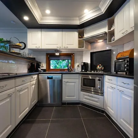 Chalet Heppie People *